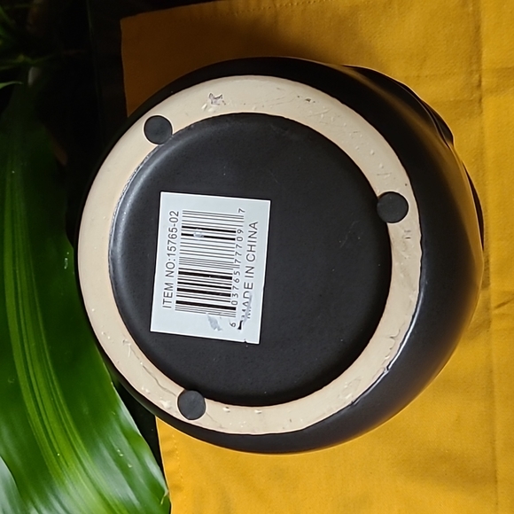 Face Vase - Picture 4 of 6